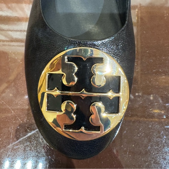 TORY BURCH Women Claire Elastic Nappa Leather Ballet Shoes - Picture 2 of 3